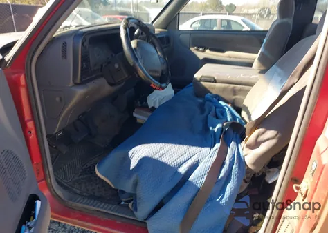 1997 Dodge Ram 1500 Lt from USA, damaged, VIN 1B7HC16Y1VS214505